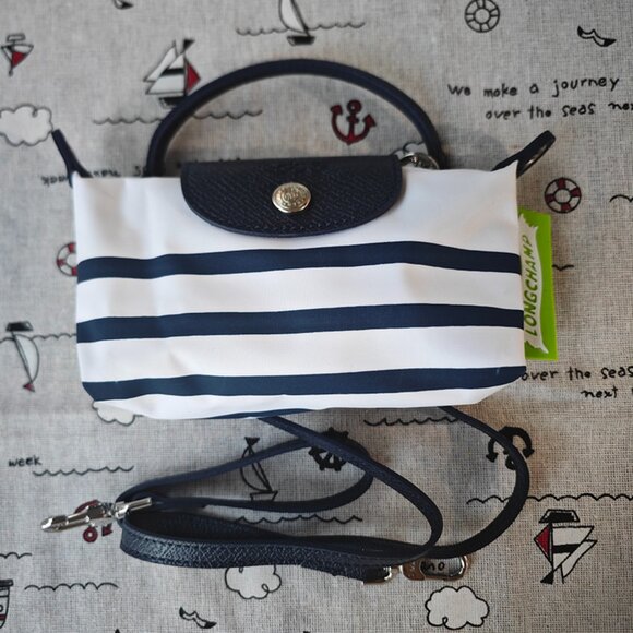 Longchamp Handbags - Longchamp Women's Wrist Bag